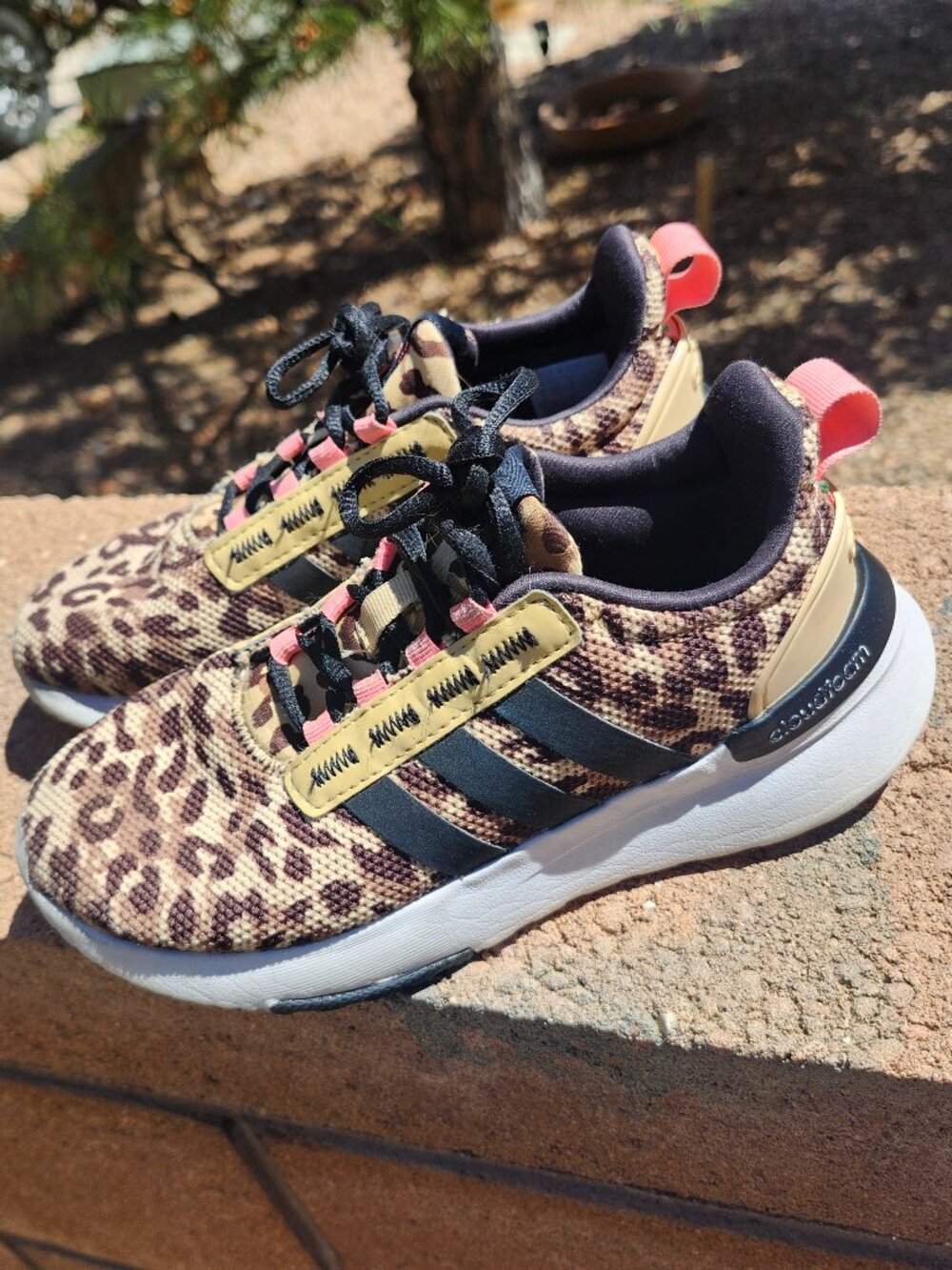 Adidas Racer Cloudfoam Lace Up Sneakers Girl Youth 2 Leopard Pink(Make an Offer)